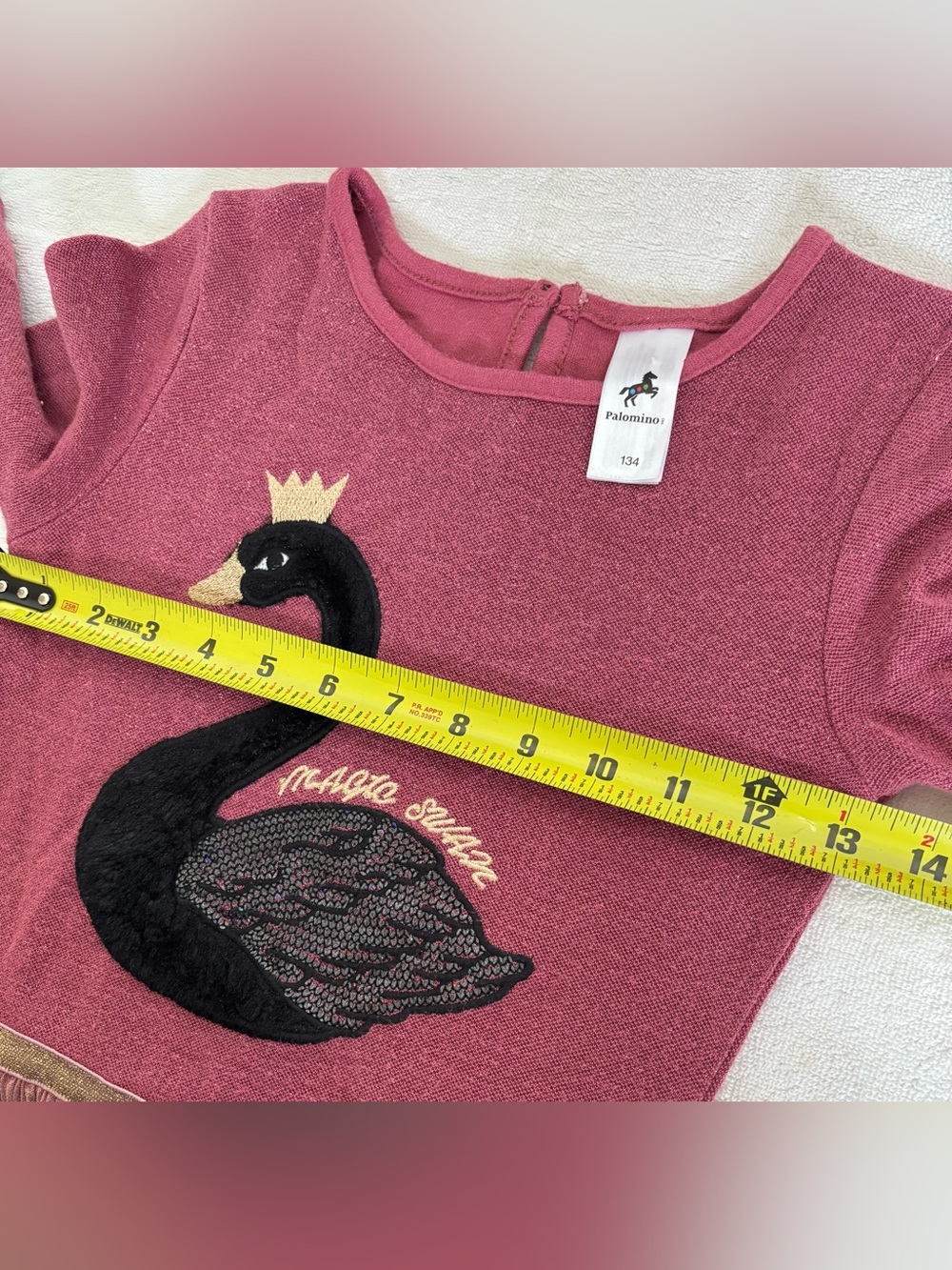 Elegant Hot Pink Long Sleeve Dress with Swan Design - Picture 3 of 4